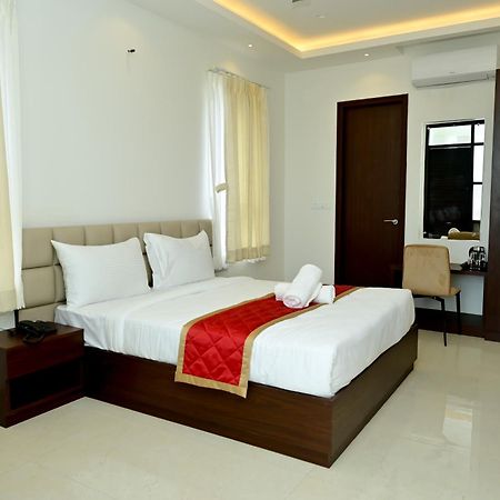 Downtown The Mallika Sapphire Chikmagalur Bagian luar foto