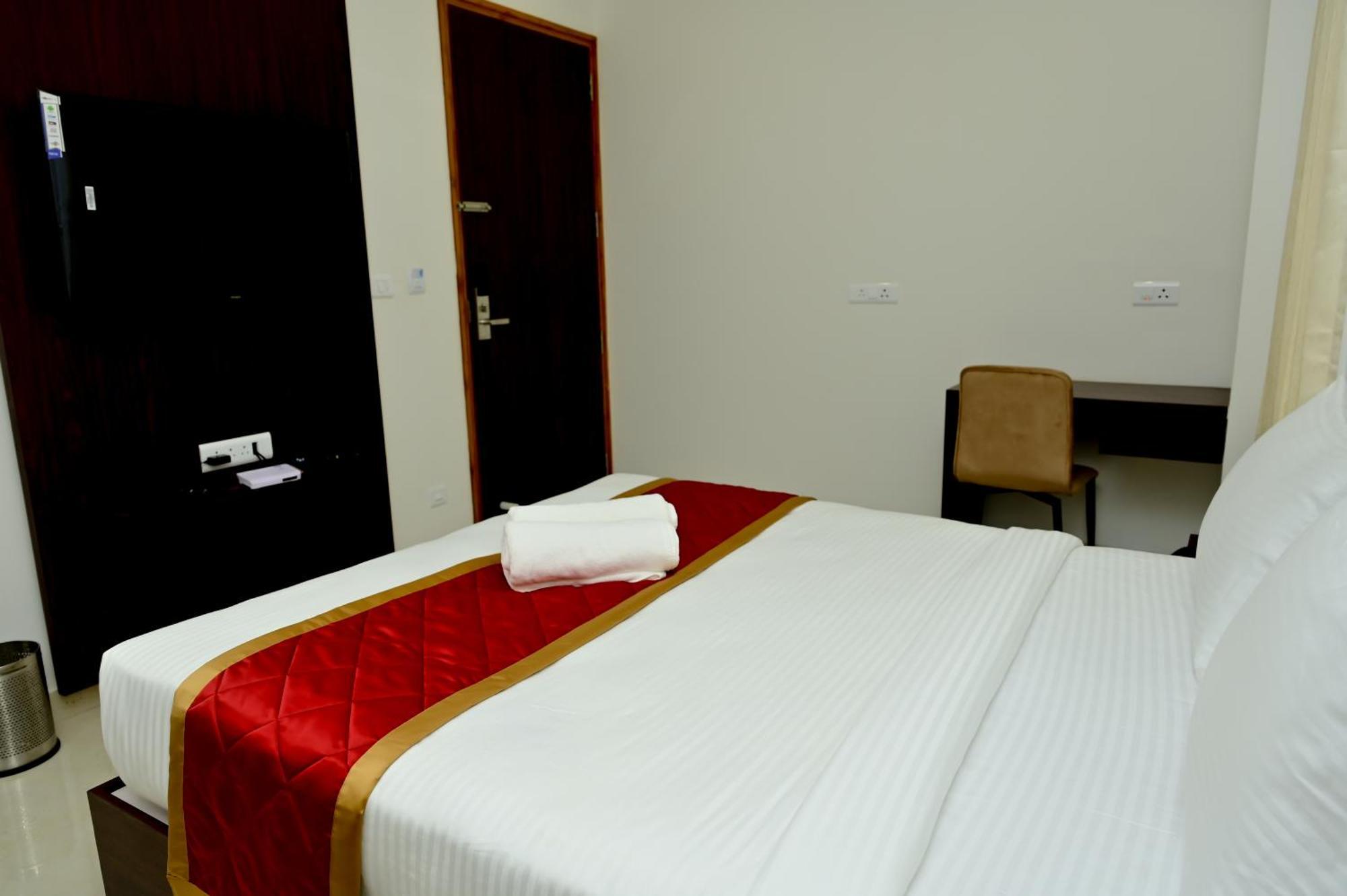 Downtown The Mallika Sapphire Chikmagalur Bagian luar foto
