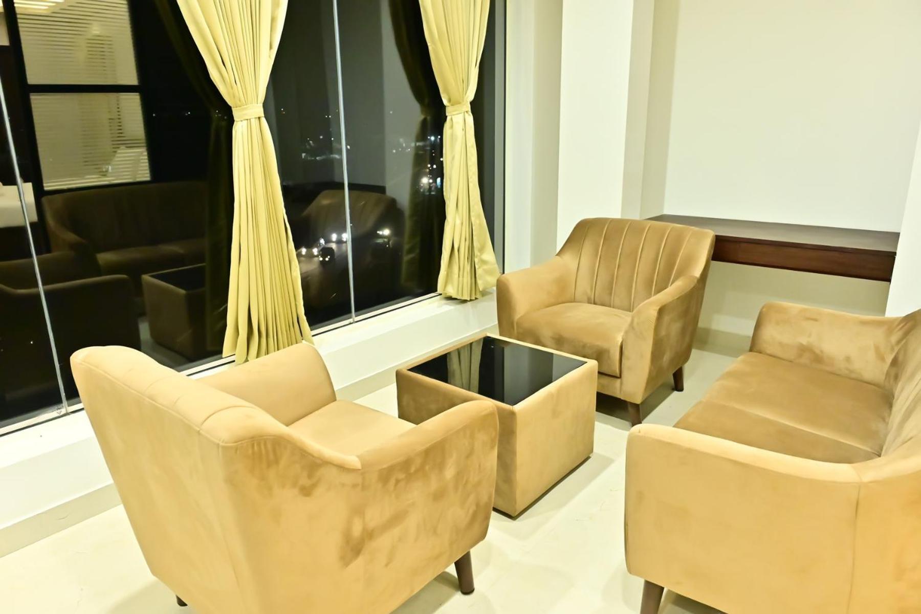 Downtown The Mallika Sapphire Chikmagalur Bagian luar foto