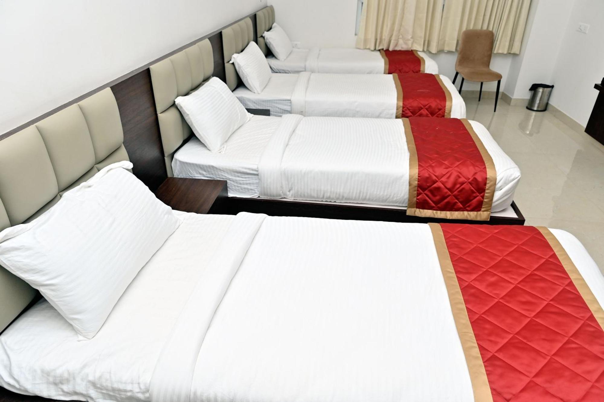 Downtown The Mallika Sapphire Chikmagalur Bagian luar foto